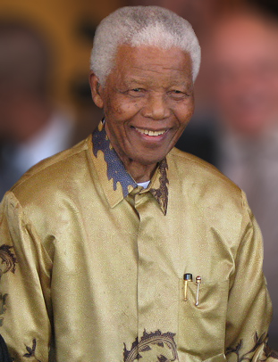 cc: de.wikipedia.org/wiki/Datei:Nelson_Mandela-2008_%28edit%29.jpg